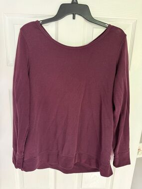 Classic Long-Sleeve Scoop Neck Top - Plum